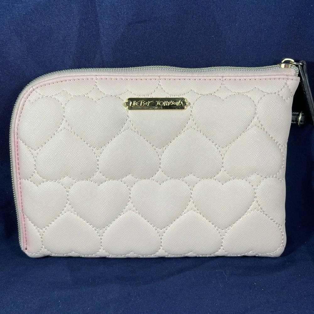 BETSEY JOHNSON Pink Heart Quilted Makeup Bag Travel Zipper Whimsical Feminine